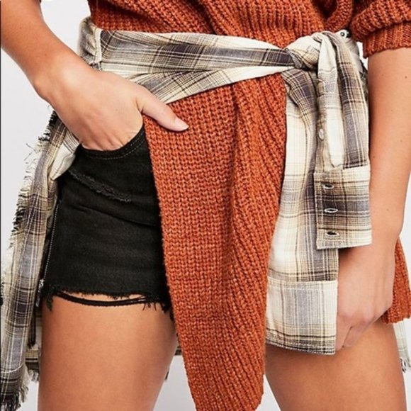 NEW Free People Eleven Turtleneck Sweater Cocoa - Picture 3 of 4